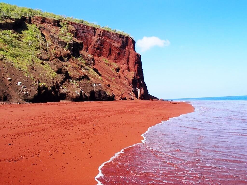 La playa roja